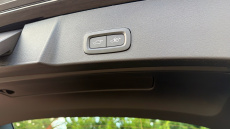 Volvo XC40 2.0 B3P Plus Dark 5dr Auto Petrol Estate